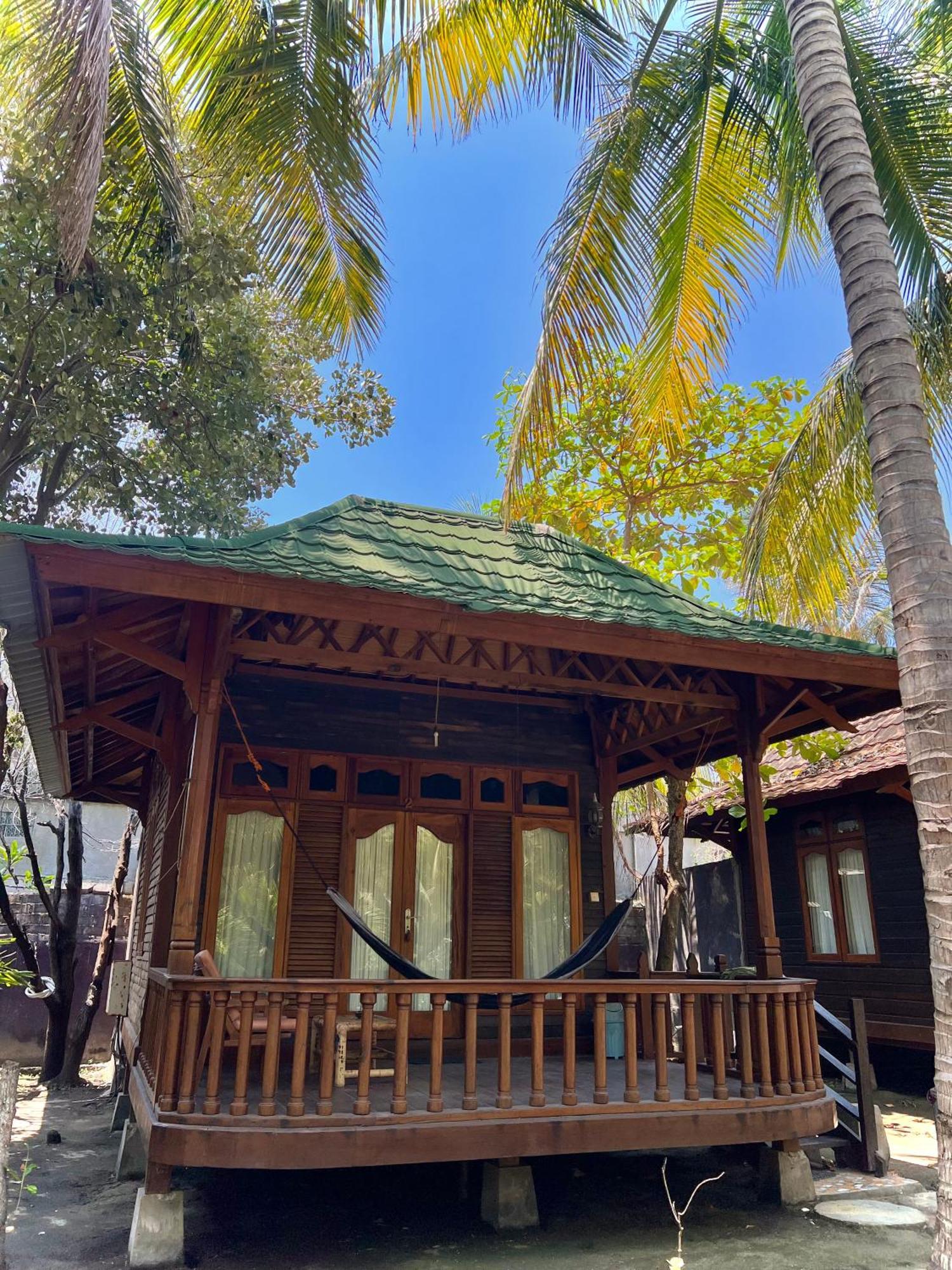 Bronze Bungalows Gili Meno Eksteriør bilde